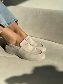 Лофери з натуральної замші фігурна перемичка Світлий беж (154) модель P_205687-S37_205687 Фото