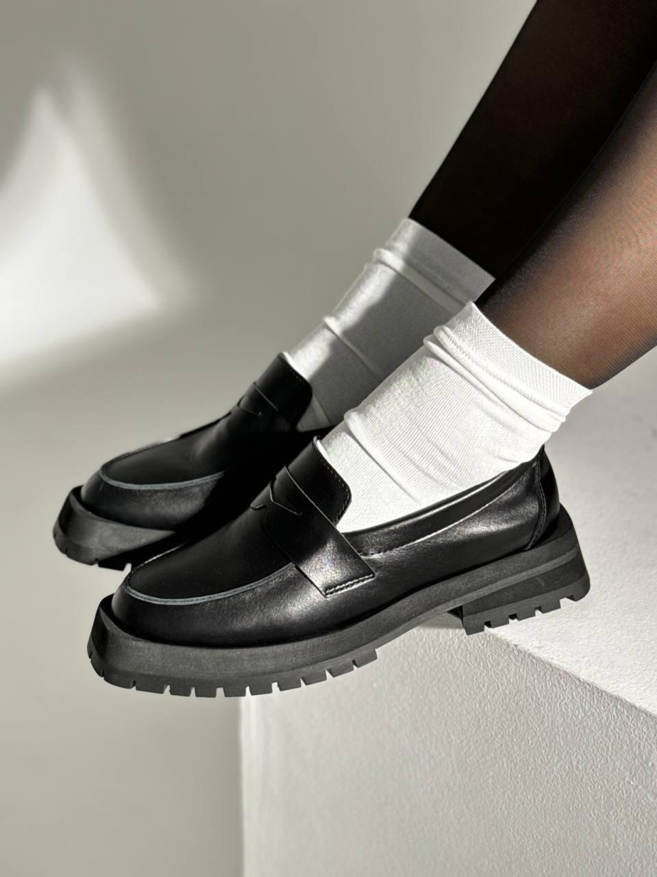 Лофер 154 Кожа 13 чорна/ 11620 ч./фігурна перемичка модель P_196213-S38_202433 Фото