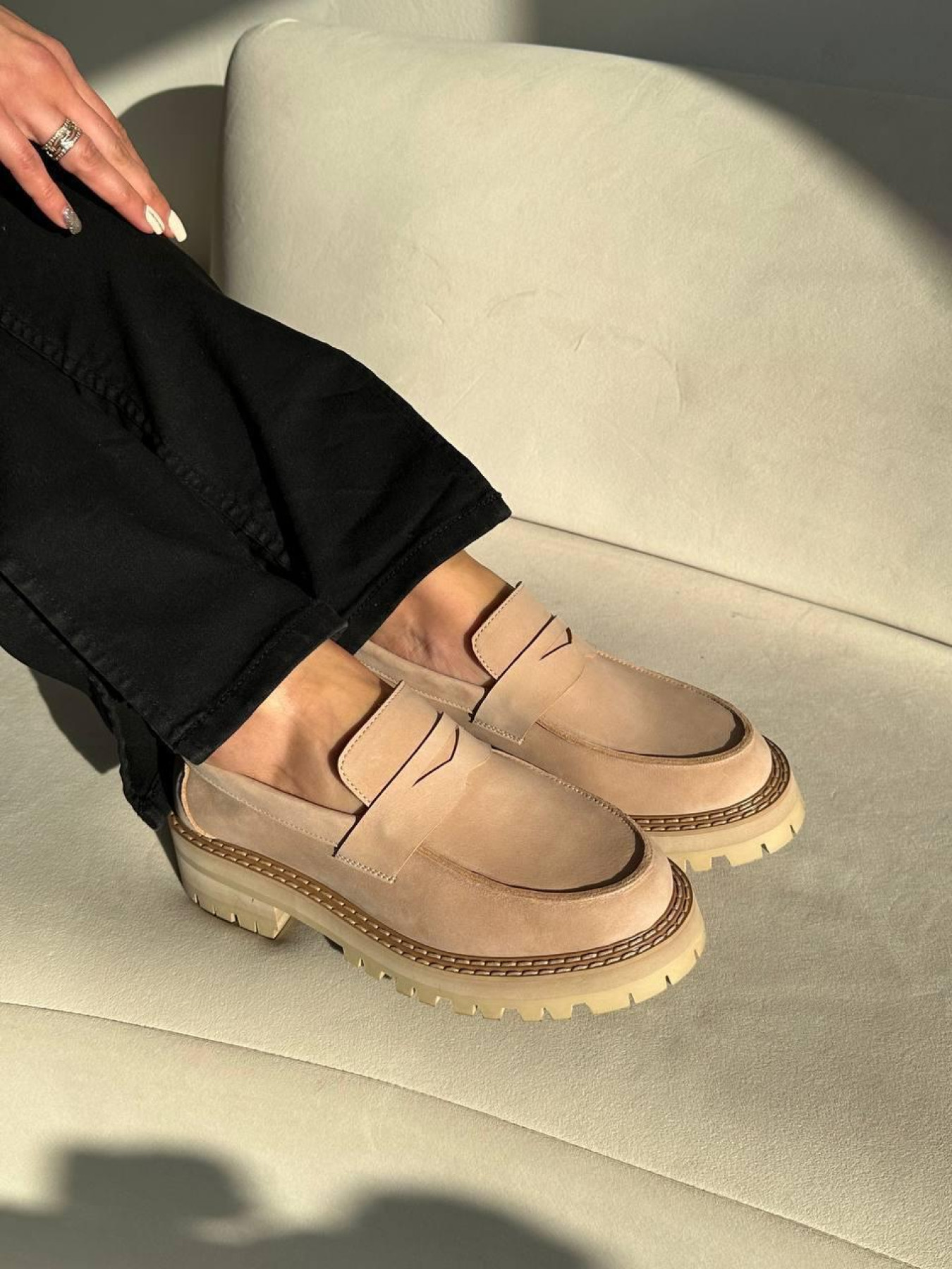 Лофери з натурального нубуку фігурна перемичка Беж (154.astra38w266) 38 модель P_138763-S36_138763 Фото