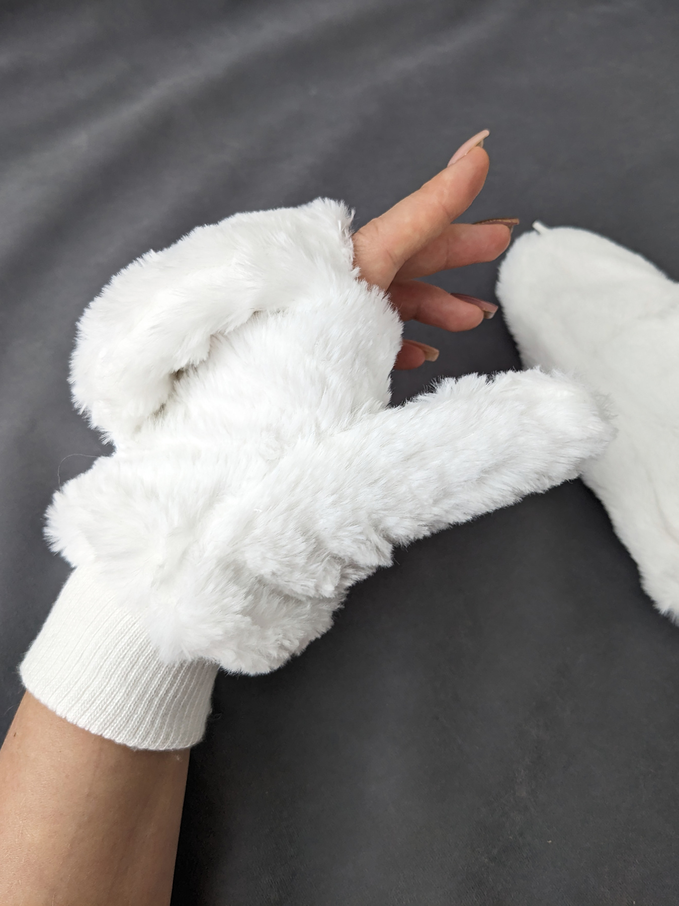 Жіночі трансформер-рукавички з м’якого хутра з відстібною верхньою частиною модель 85005-6 Фото