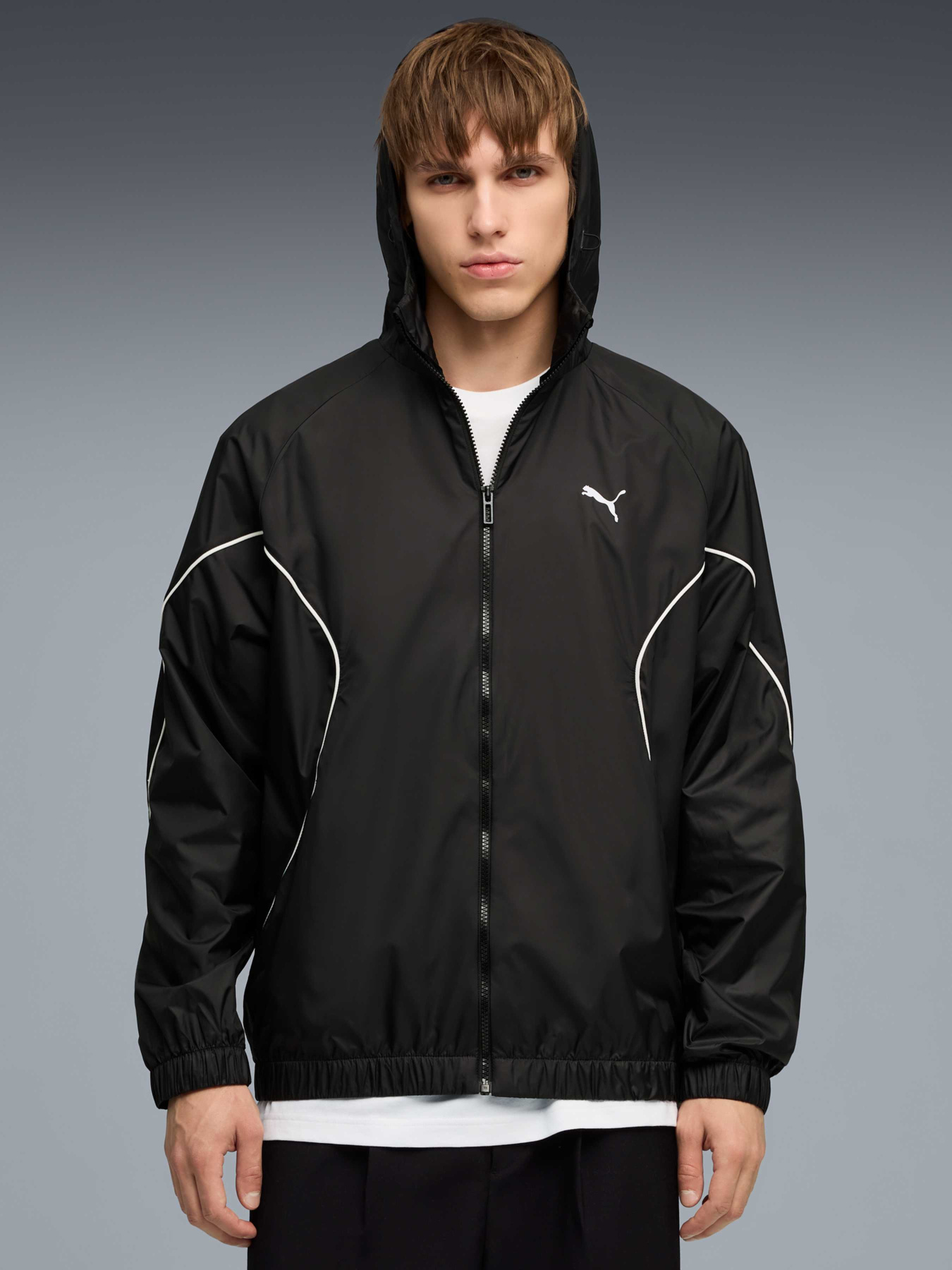 Вітровка PUMA Sport Windbreaker M модель 635015 Фото