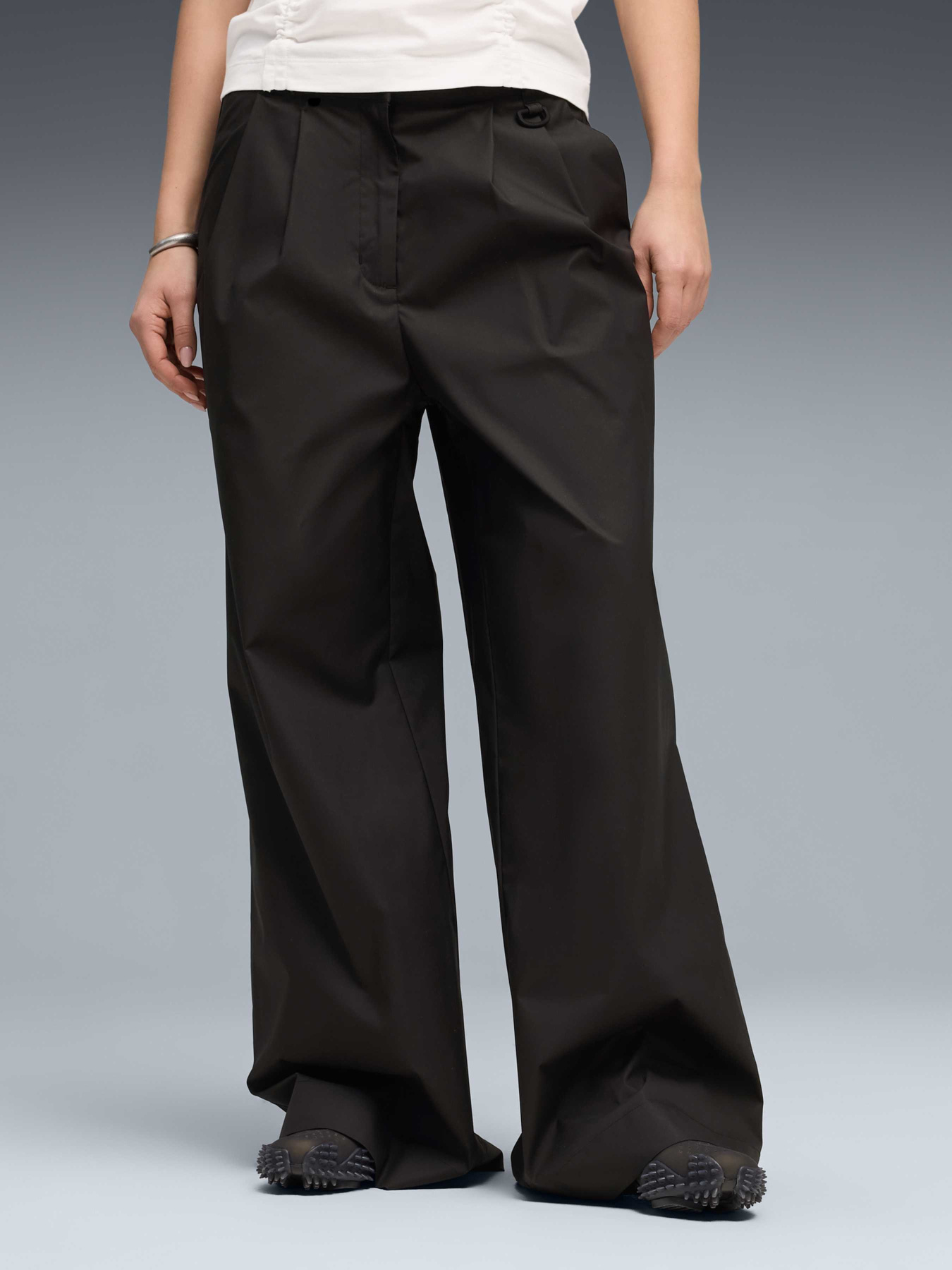 Штаны спортивные PUMA Tech Sense Woven Pants модель 634570 Фото