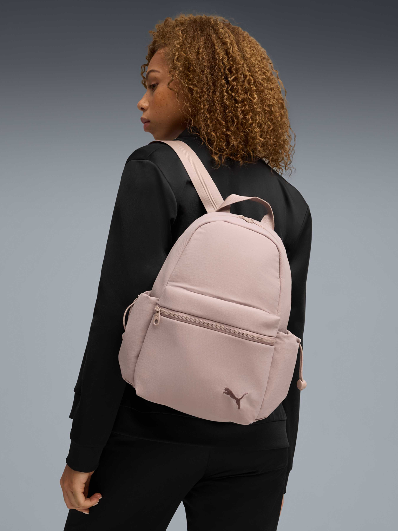 Повсякденний рюкзак PUMA Her Small Backpack модель 092705 Фото