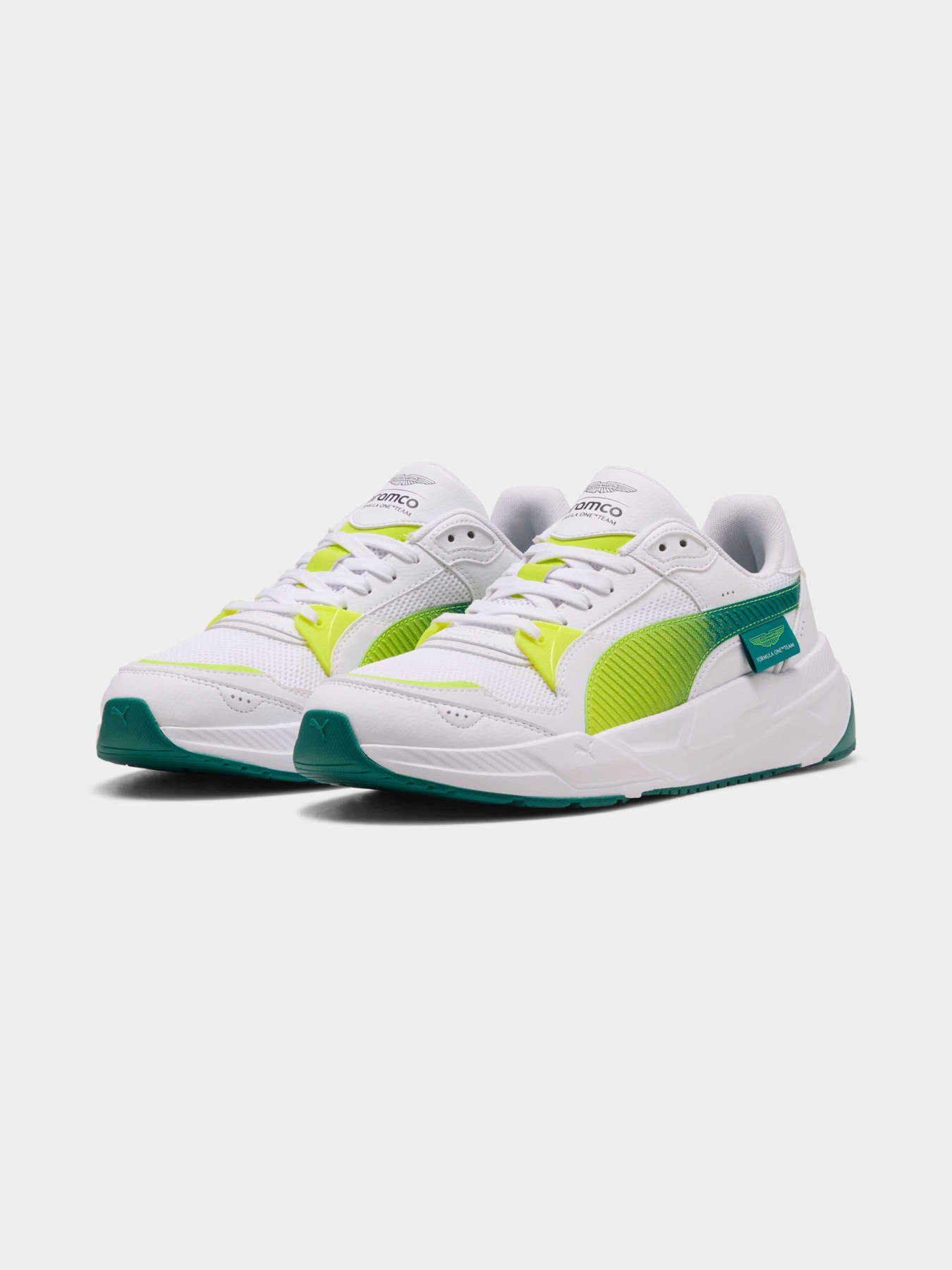 Кросівки PUMA x ASTON MARTIN ARAMCO F1® TEAM Trinity 2 Low Sneakers Unisex модель 309142 Фото