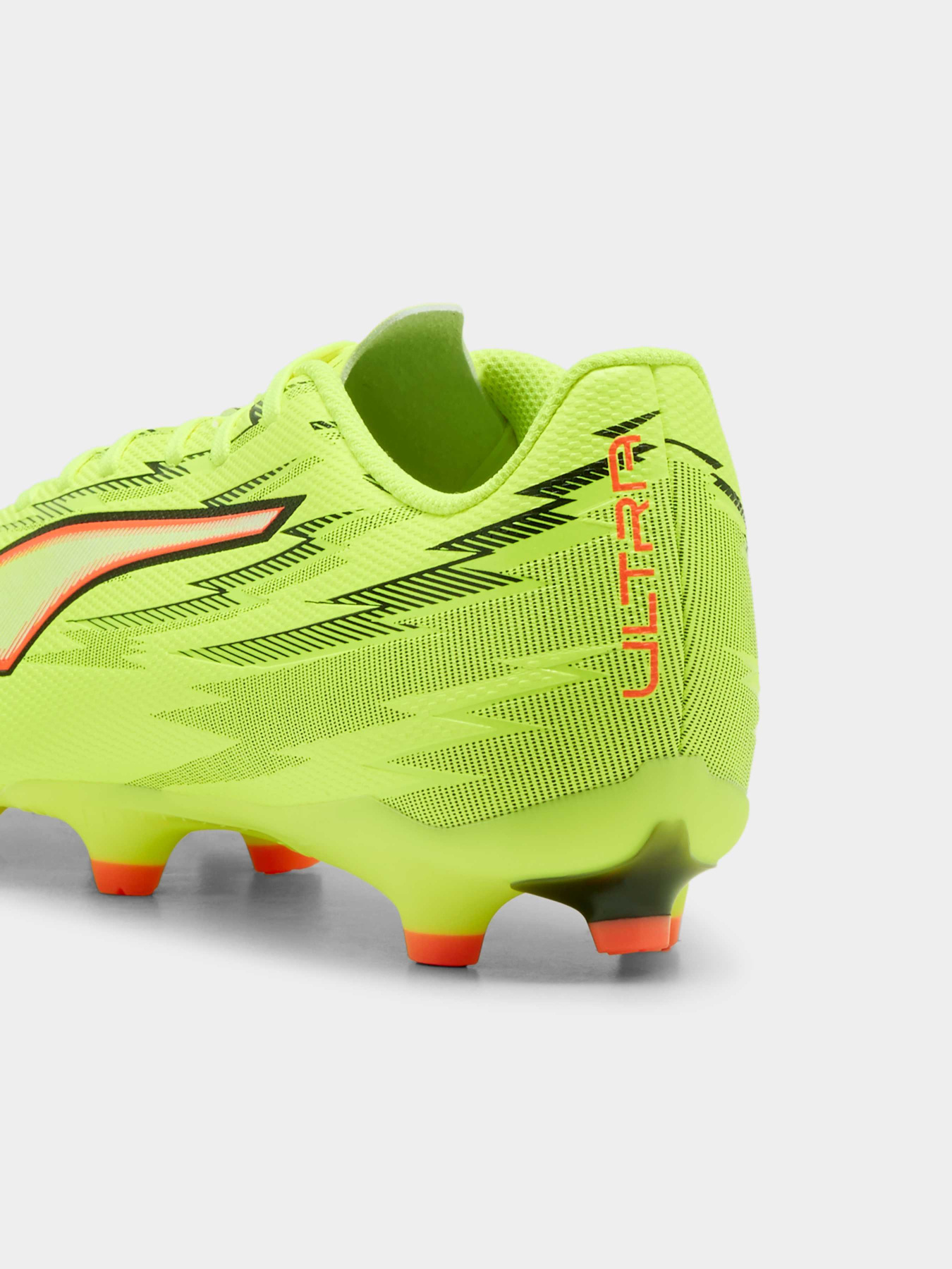 Бутси PUMA Ultra 6 Play Fg/ag модель 108704 Фото