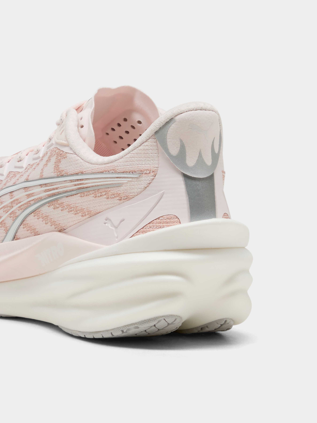 Кроссовки Deviate NITRO™ 4 Running Shoes Women модель 312124 Фото