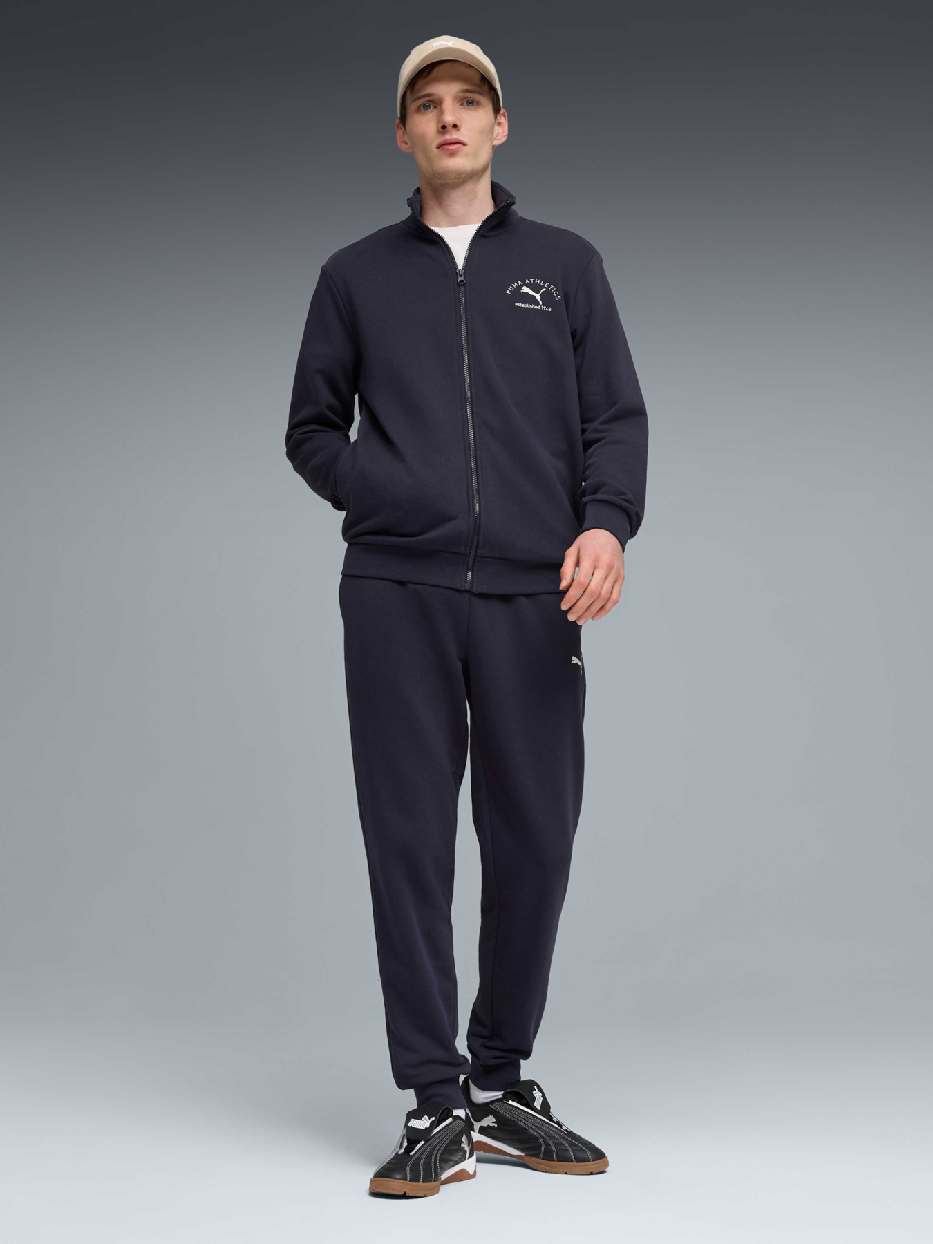 Спортивный костюм PUMA Class Suit Tr модель 691770 Спортивный костюм PUMA Class Suit Tr модель 691770 Фото