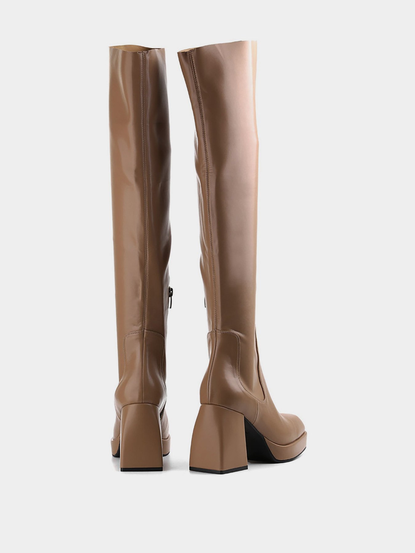 Ботфорты LeBERDES модель 00000014302 Фото