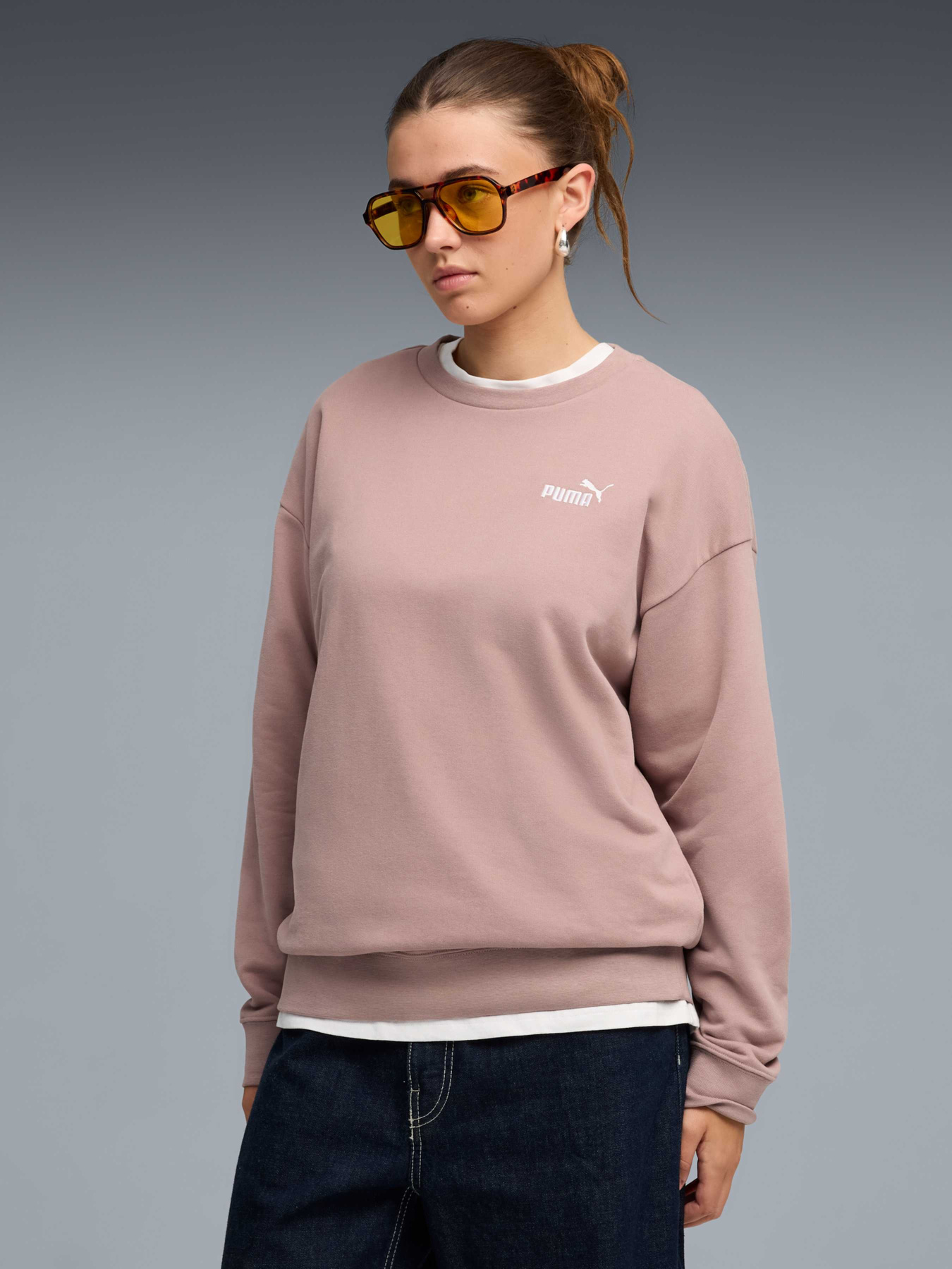 Свитшот PUMA Ess No.1 Logo Relaxed Crew модель 684975 Фото