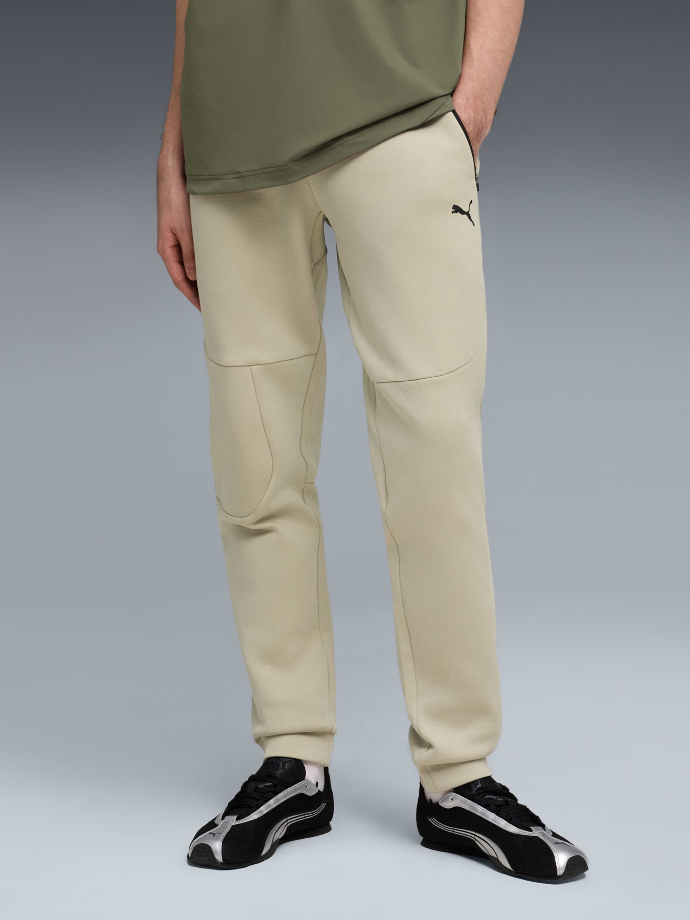 Штаны спортивные PUMA Tech Sweatpants Dk Cl модель 634416 Фото