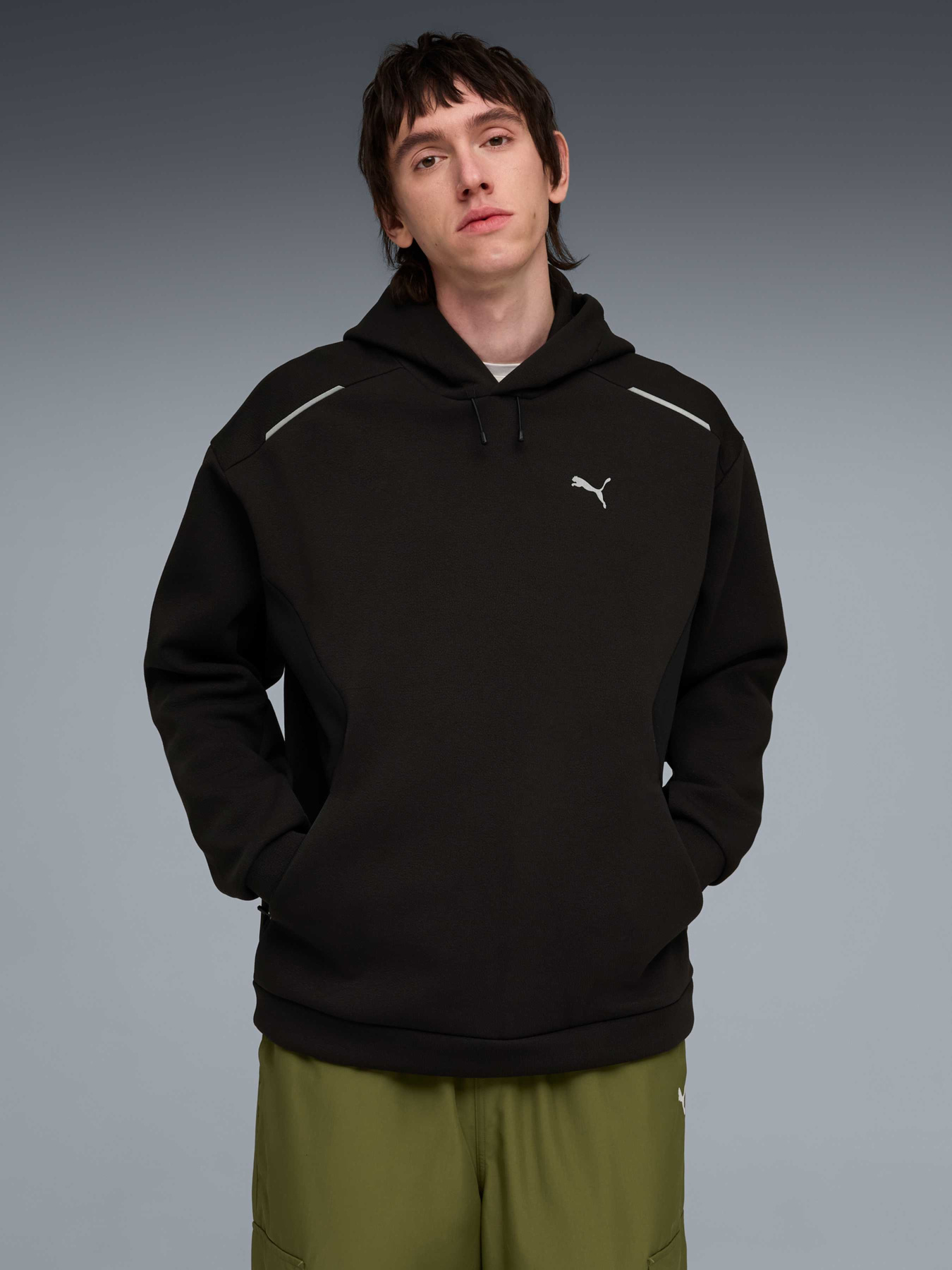 Худі та світшоти PUMA Tech Relaxed Hoodie Dk модель 634417 Фото