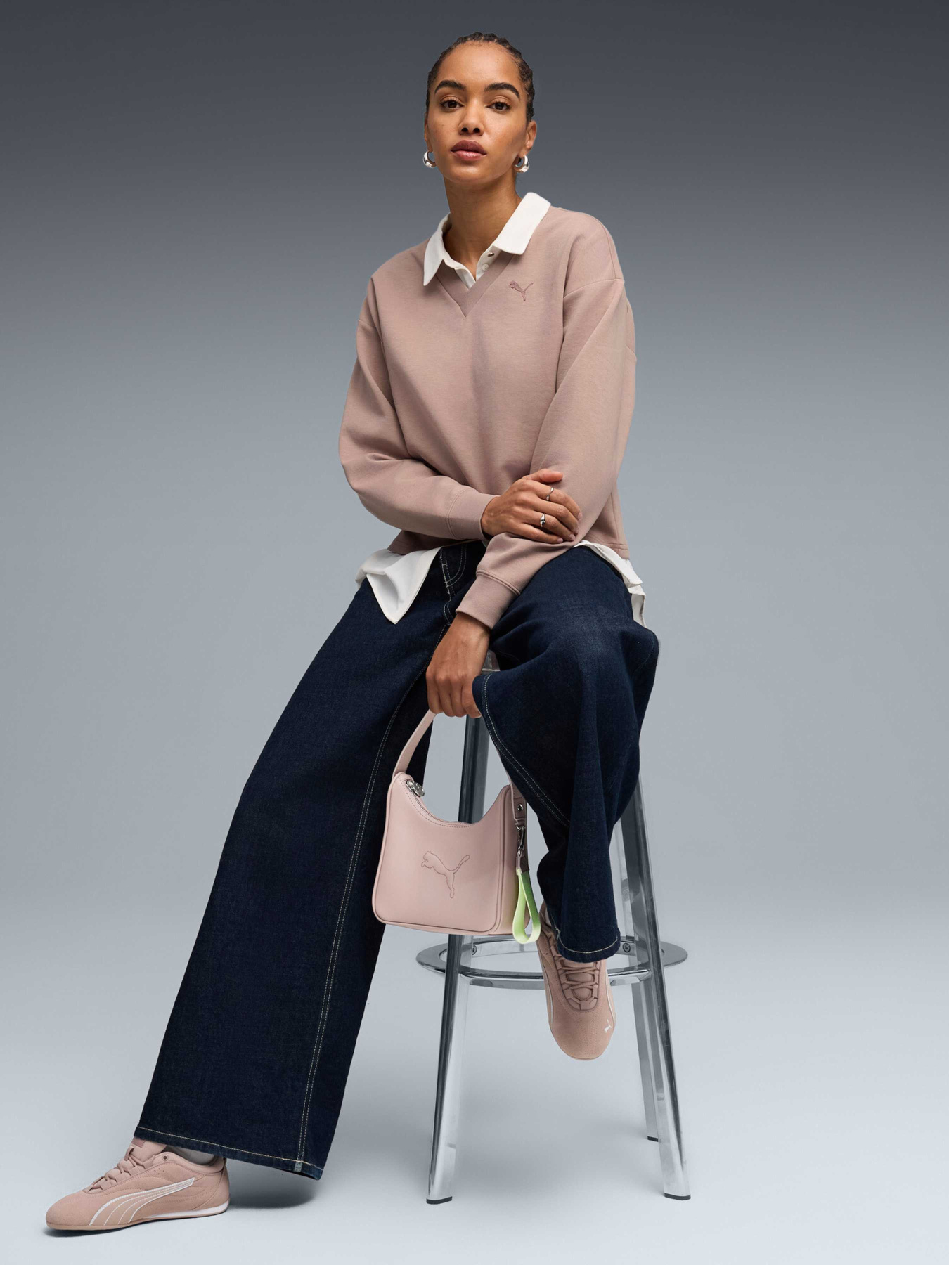 Світшот Essentials Elevated V-neck Sweatshirt Women модель 691816 Фото