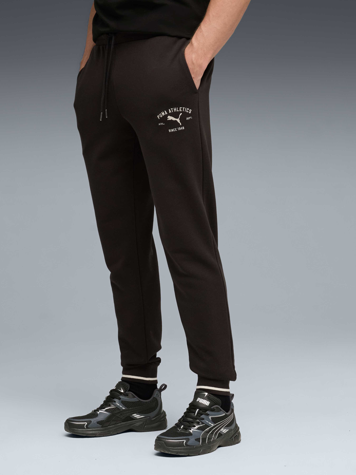 Спортивні штани PUMA Class Sweatpants модель 692229 Фото