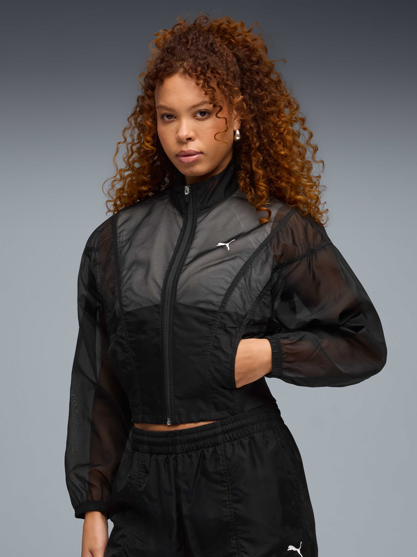 Демисезонная куртка PUMA Dare To Oversized Jacket модель 634597 Фото