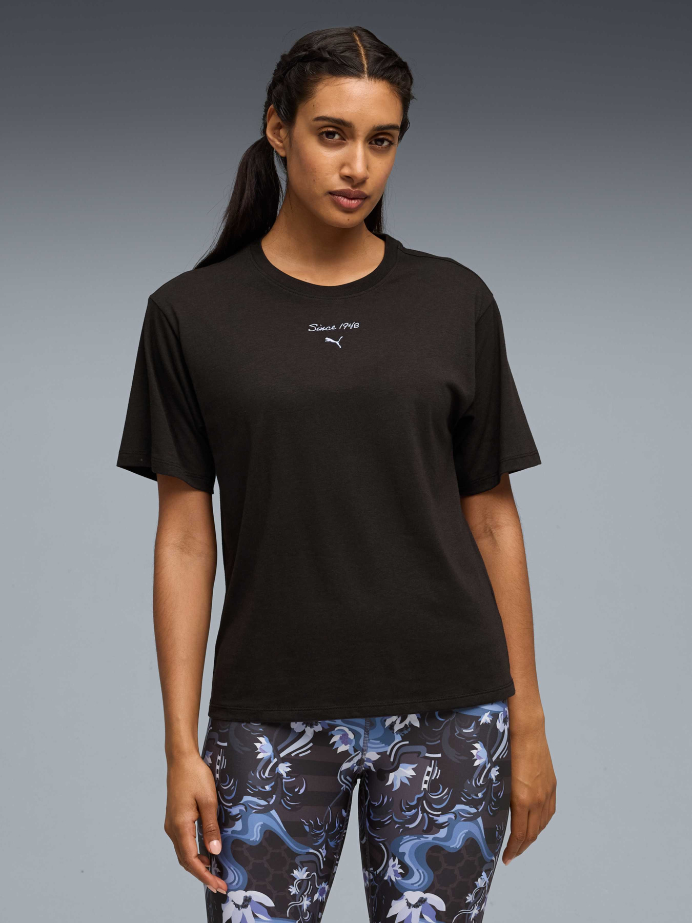 Спортивна футболка PUMA W Since 48 Graphic Tee модель 528491 Спортивна футболка PUMA W Since 48 Graphic Tee модель 528491 Фото