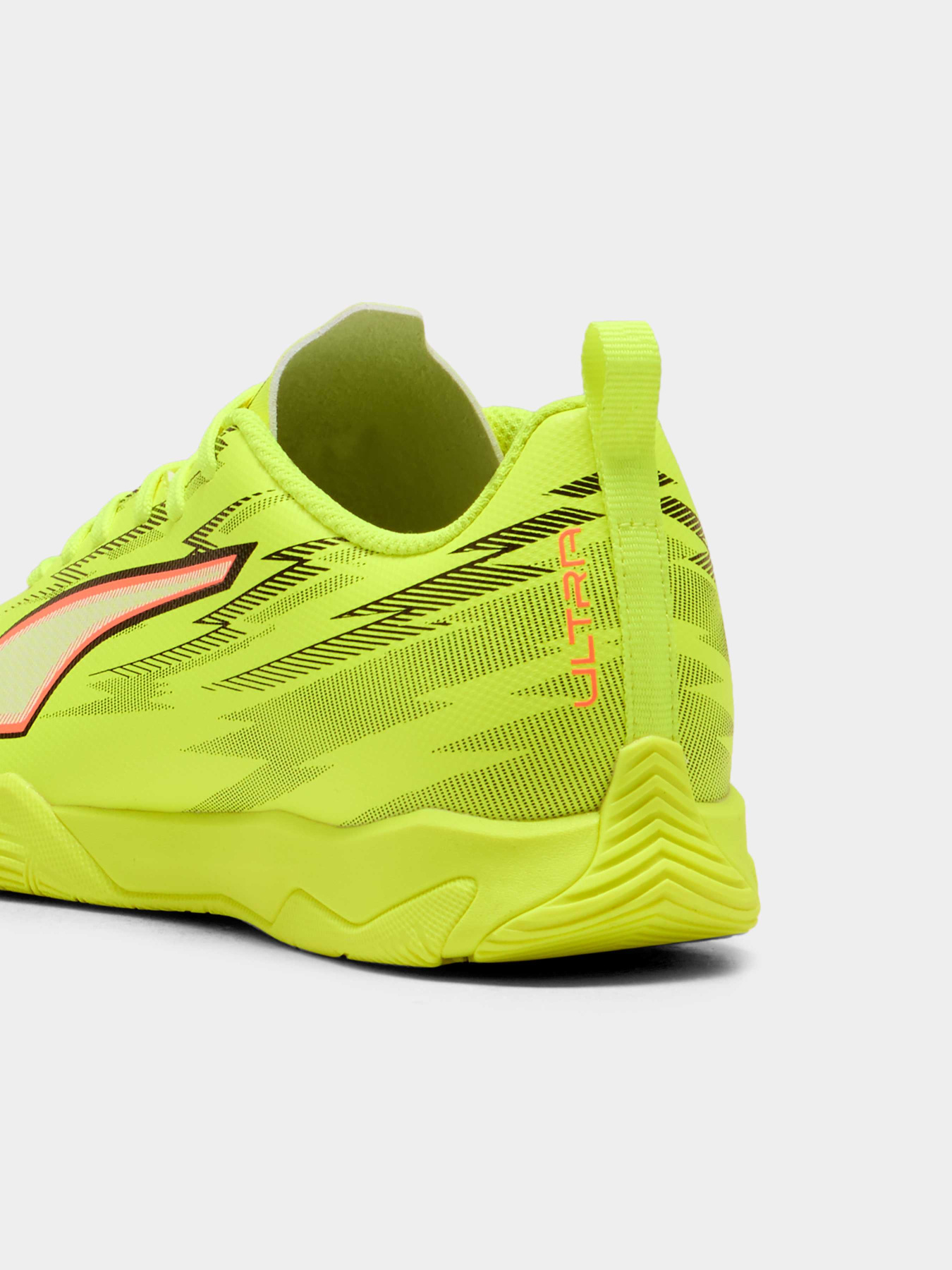 Бутсы PUMA Ultra 6 Play It Jr модель 109056 Фото