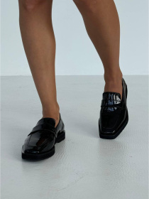 Лоферы из натуральной лакированной кожи Кармен Черные (160/10910) модель P_192505-S37_197401 Фото