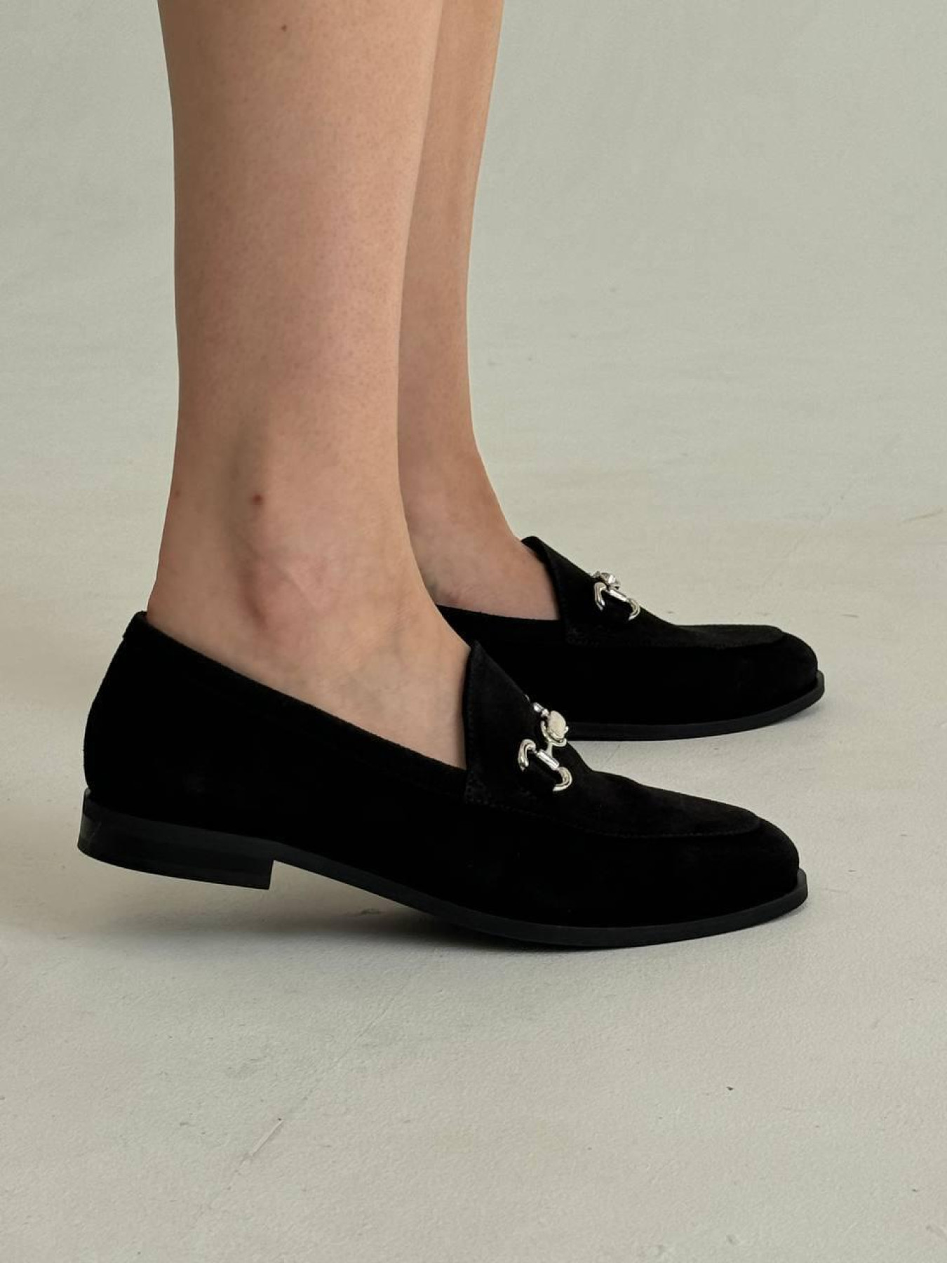 Лоферы из натуральной замши с узкой перетяжкой серебро Черный (161/10115) модель P_172835-S37_172835 Фото