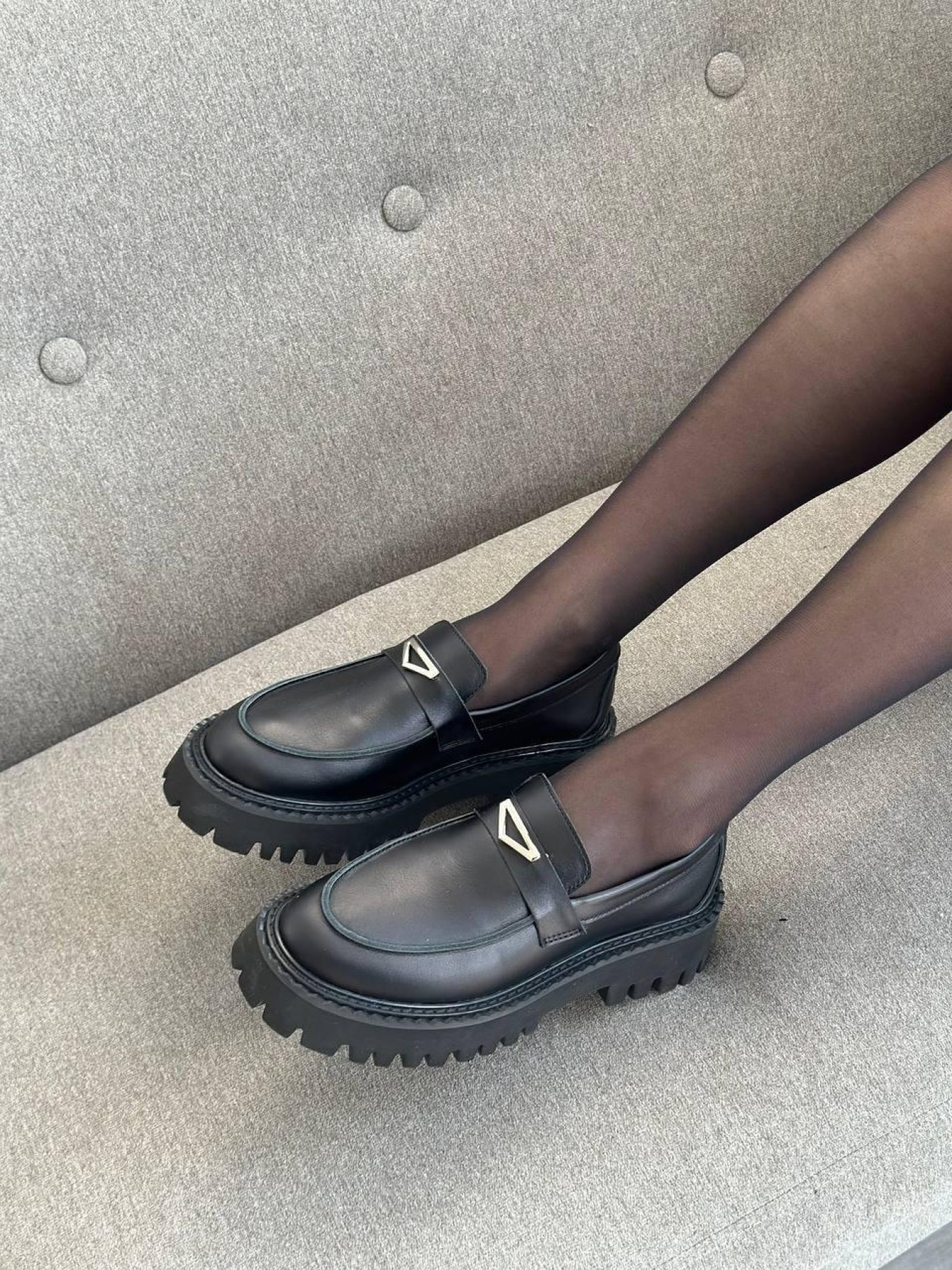 Лоферы из натуральной кожи прямая перемычка Прада Черный (154.01626) модель P_146966-S38_147130 Фото