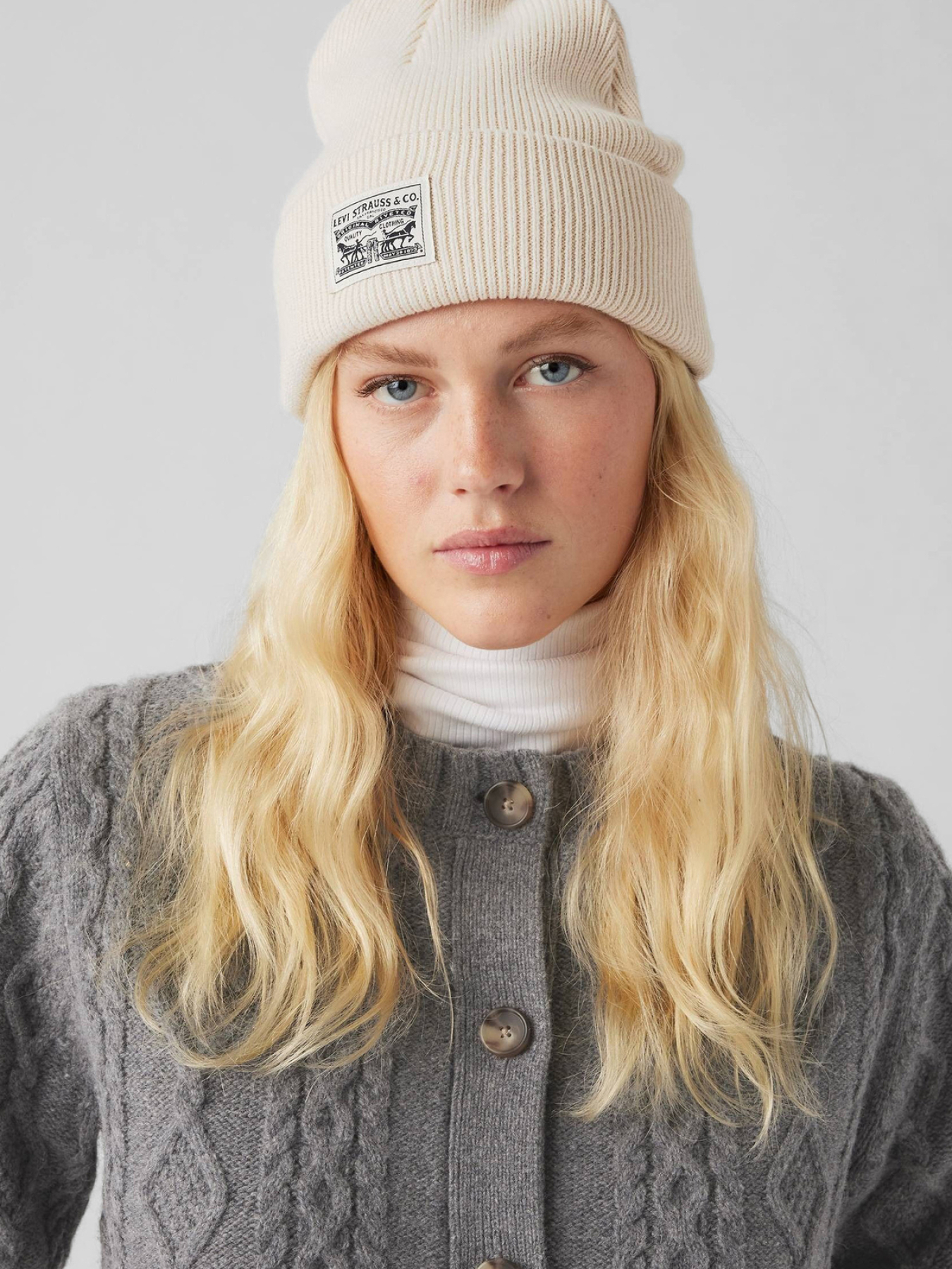 Шапка LEVIS модель 000J7;0001 Фото