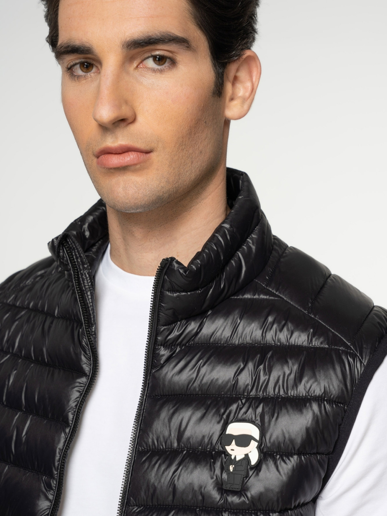 Жилетка Karl Lagerfeld модель 500590.505023;990 Фото