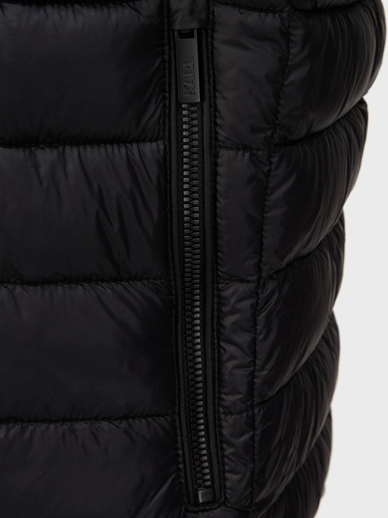 Куртка Karl Lagerfeld модель 500590.505710;990 Куртка Karl Lagerfeld модель 500590.505710;990 Фото