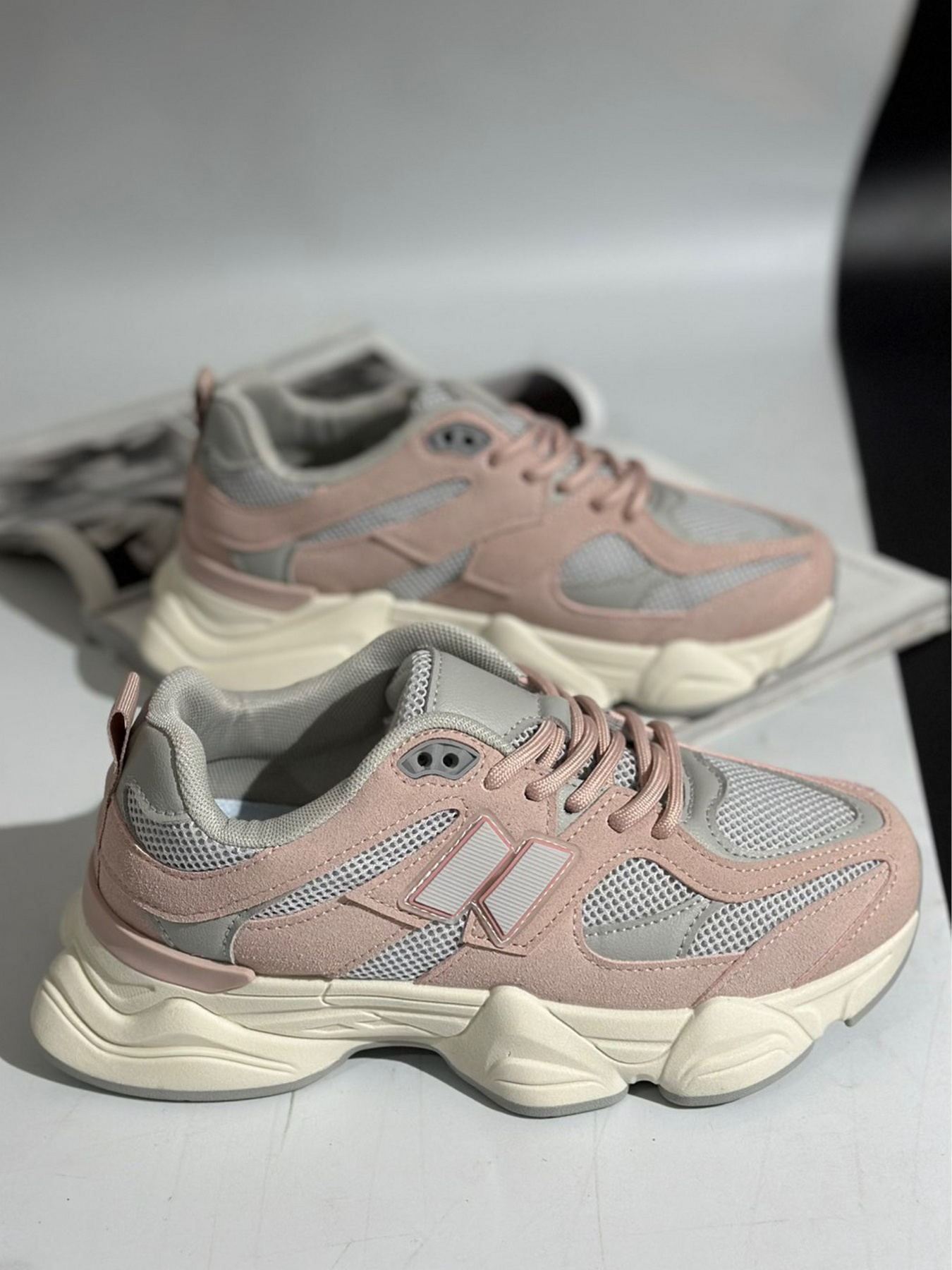 Шкіряні кросівки Stilli AN0025-7 Сірий модель AN0025-7 Шкіряні кросівки Stilli AN0025-7 Сірий модель AN0025-7 Фото