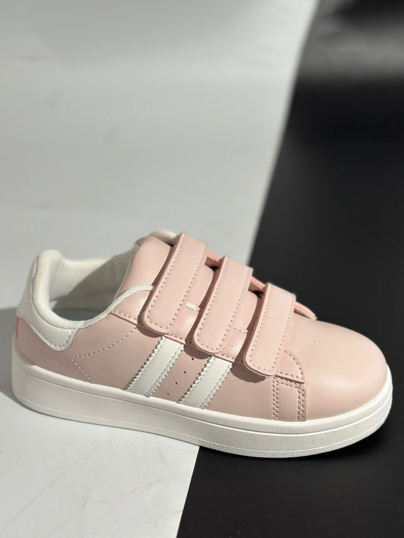 Кожаные кроссовки Stilli DXTN300-6 Розовый модель DXTN300-6 Фото