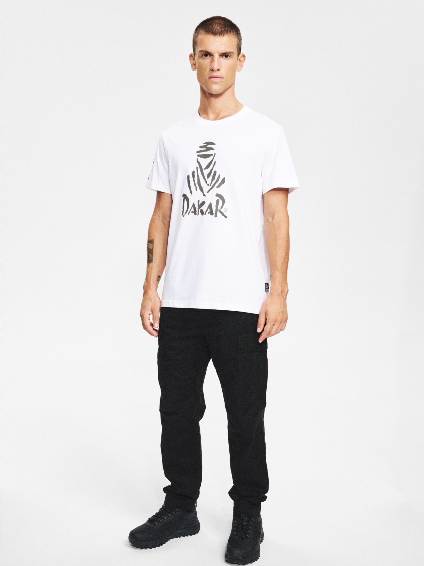 Футболка мужская DKR LOGO 256 с принтом белая модель 10048104 Фото
