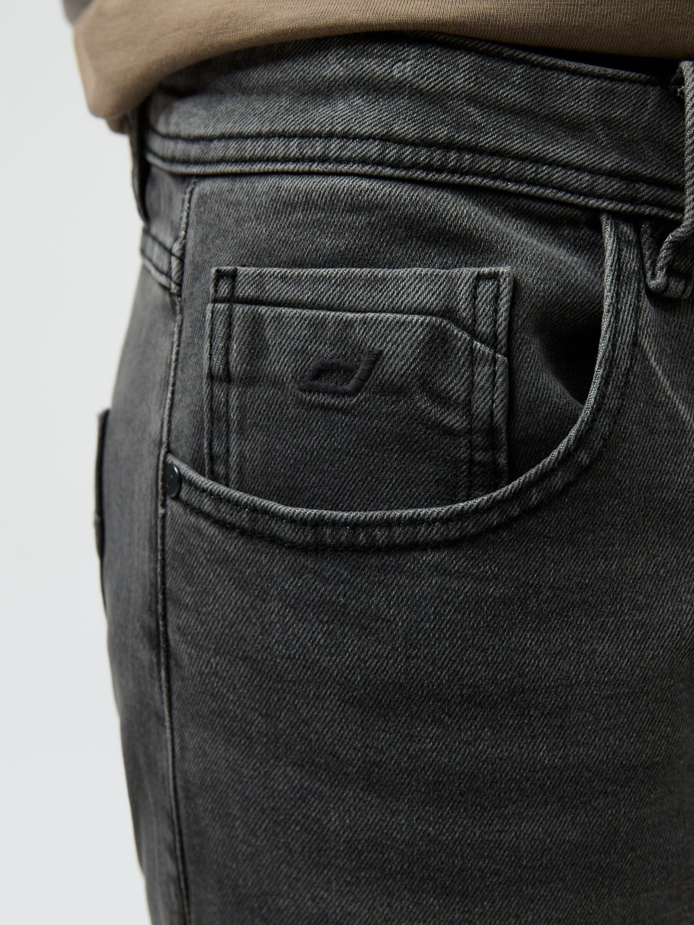 Прямые джинсы DIVERSE Newman 261 модель 10048778 Прямые джинсы DIVERSE Newman 261 модель 10048778 Фото