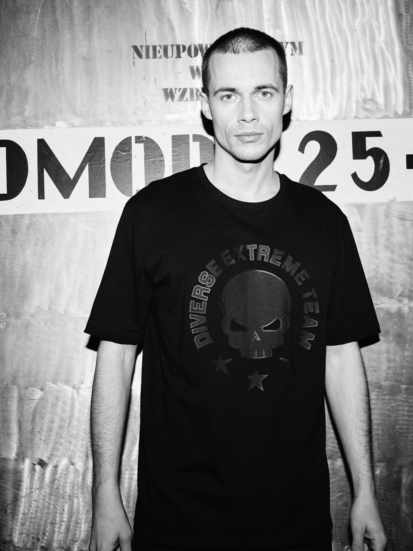 Футболка чоловіча DEXT SKULL T2 з логотипом чорна модель 10048790 Футболка чоловіча DEXT SKULL T2 з логотипом чорна модель 10048790 Фото