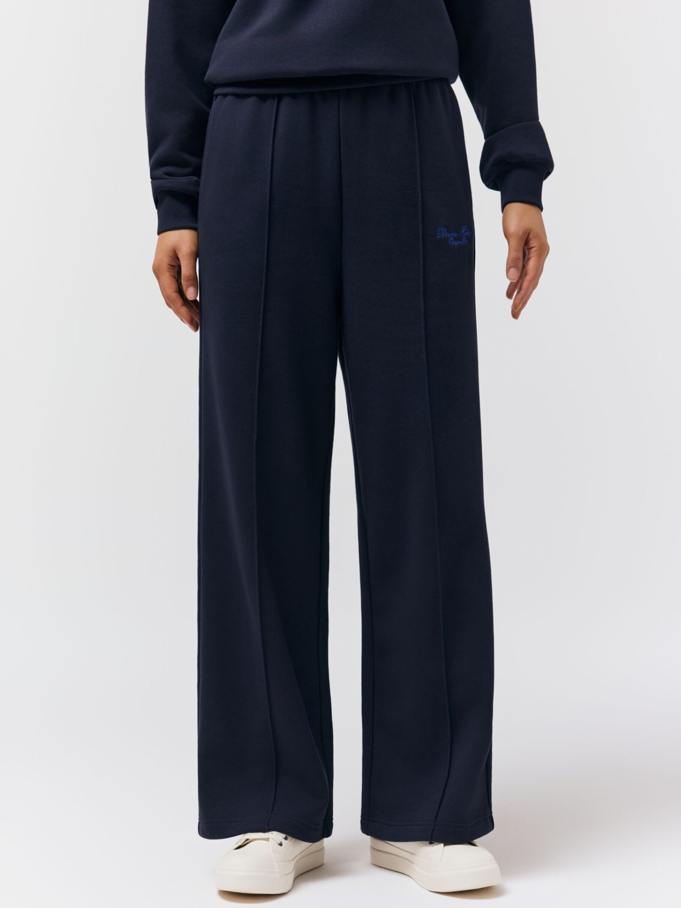 Спортивні штани широкі жіночі XOLTRA темно-сині модель 10048866 Спортивні штани широкі жіночі XOLTRA темно-сині модель 10048866 Фото