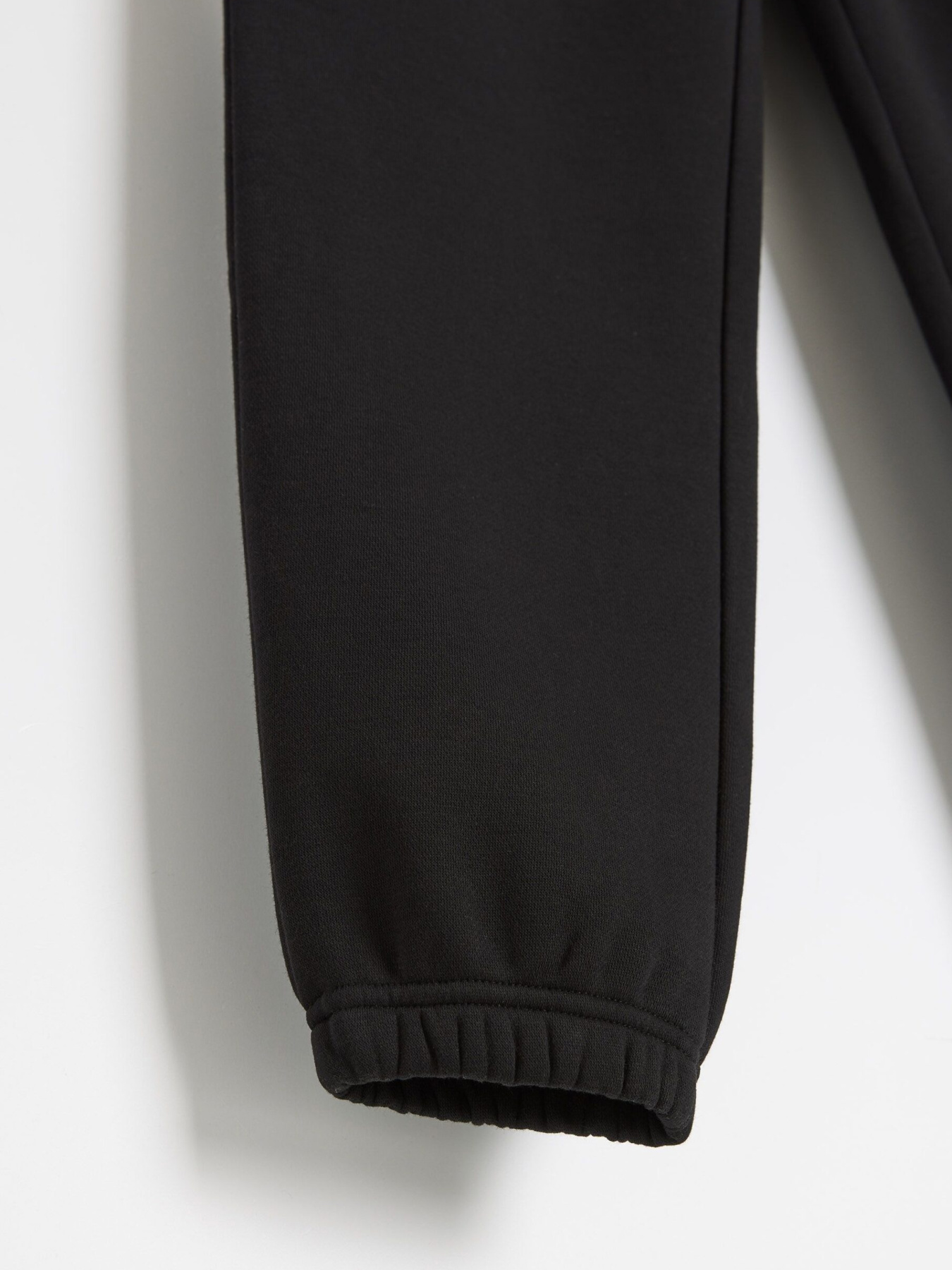 Спортивні штани жіночі KLASI B 261 чорні модель 10048868 Спортивні штани жіночі KLASI B 261 чорні модель 10048868 Фото