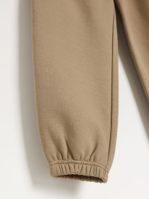 Спортивні штани жіночі KLASI B 261 бежеві модель 10048868 Спортивні штани жіночі KLASI B 261 бежеві модель 10048868 Фото