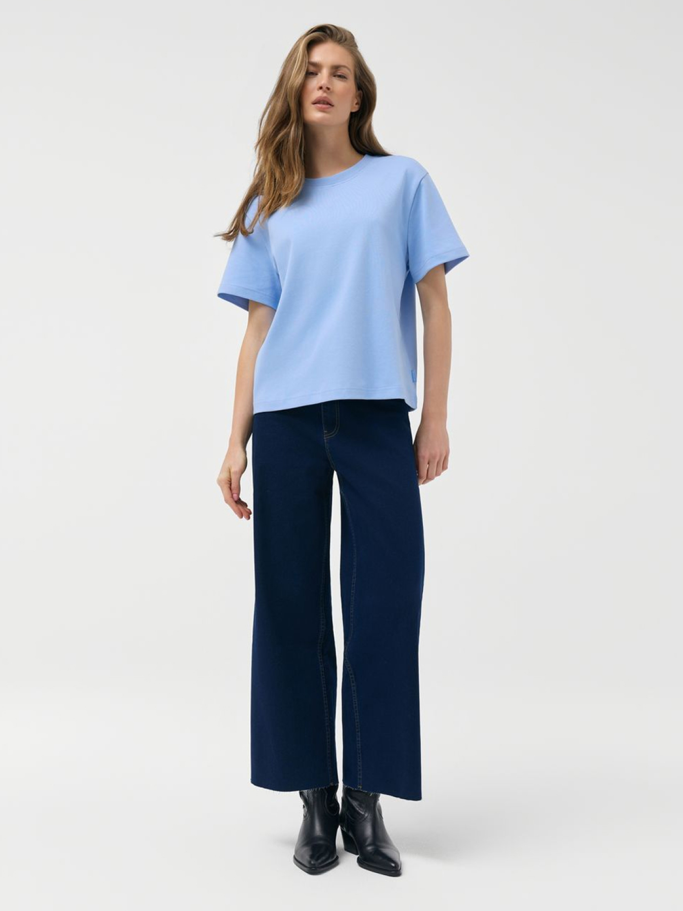 Футболка DIVERSE Jasinta 261 модель 10048881 Футболка DIVERSE Jasinta 261 модель 10048881 Фото