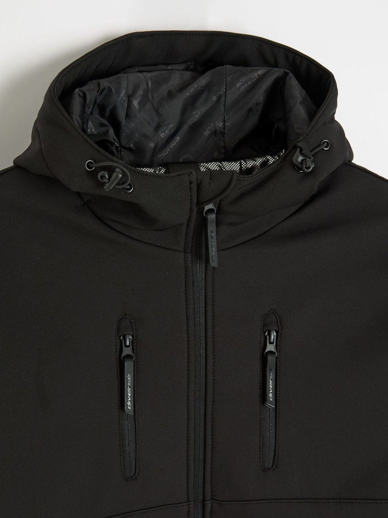 Куртка софтшелл мужская EVO SOFT 261 черная модель 10048895 Куртка софтшелл мужская EVO SOFT 261 черная модель 10048895 Фото