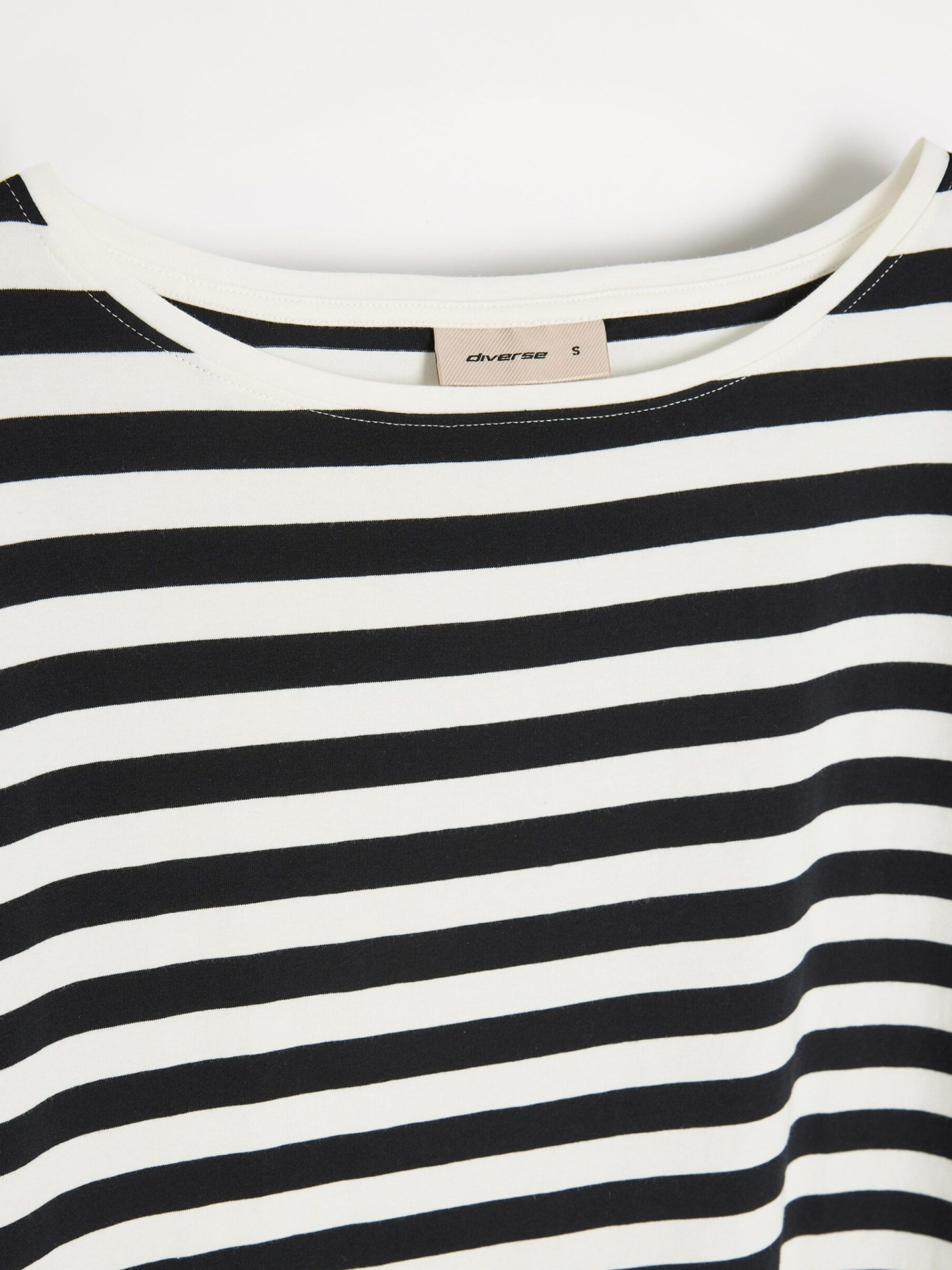 Лонгслів смугастий жіночий LONSAPAS біло-чорний модель 10048914 Фото