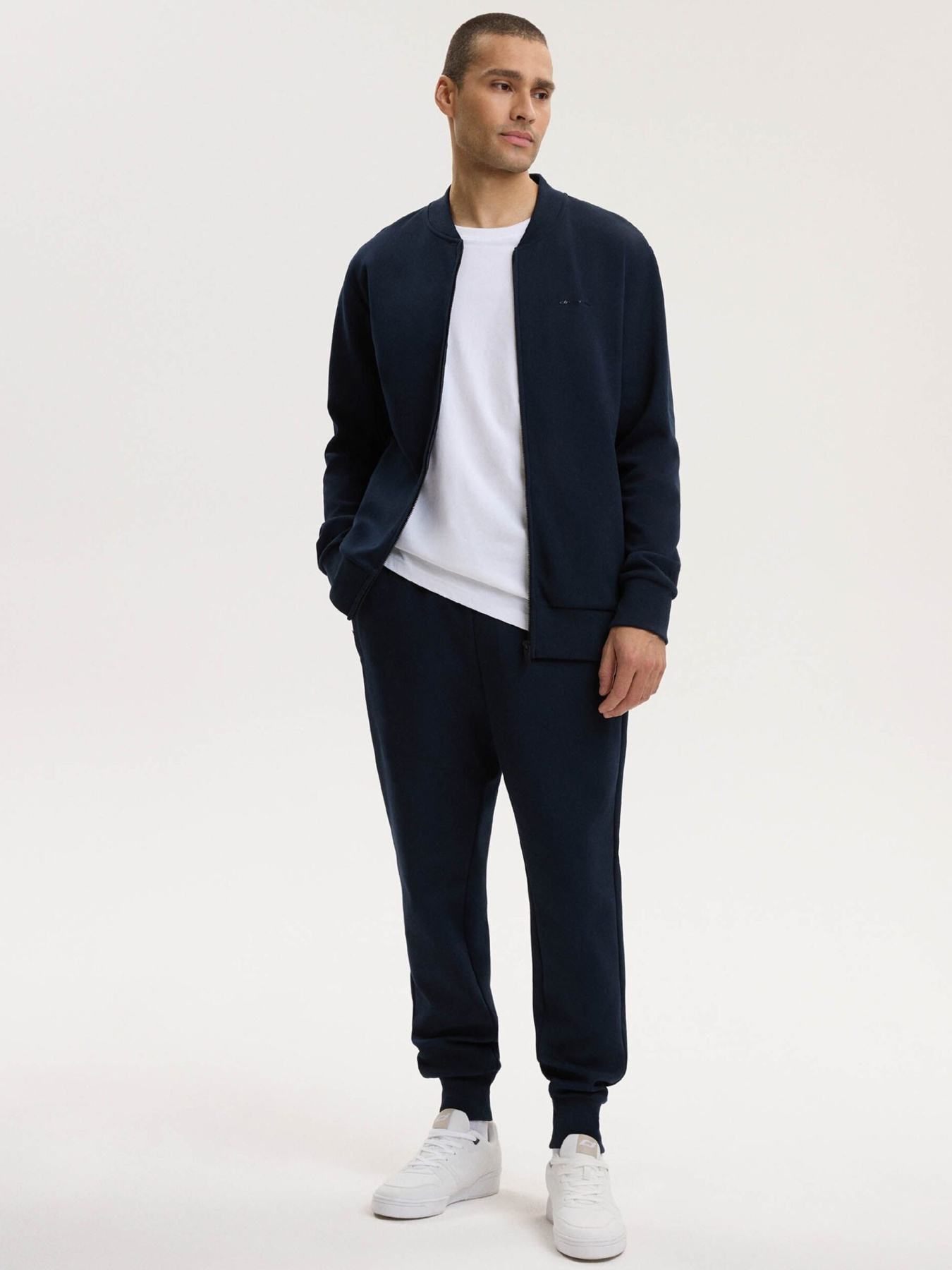 Спортивная кофта DIVERSE Basebomber S модель 10049297 Фото