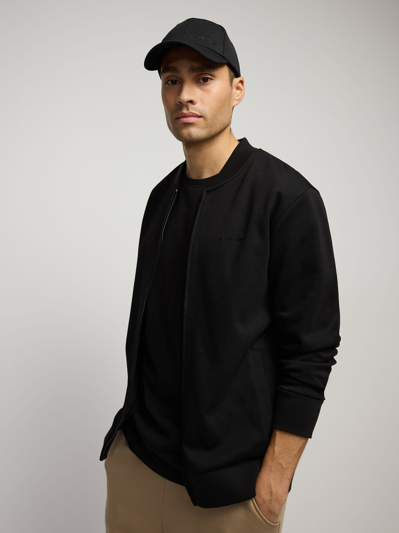 Спортивная кофта DIVERSE Basebomber S модель 10049297 Фото