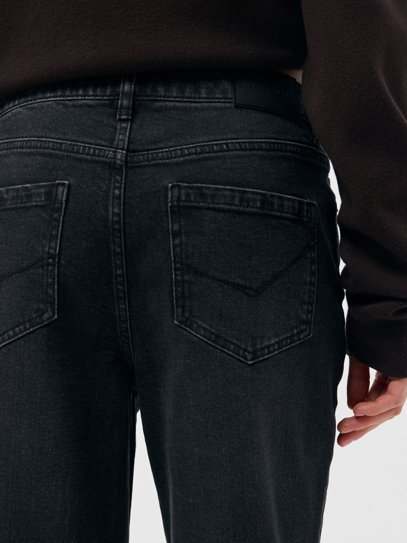 Джинсы узкие бойфренд женские WORDIS графит модель 10049383 Фото