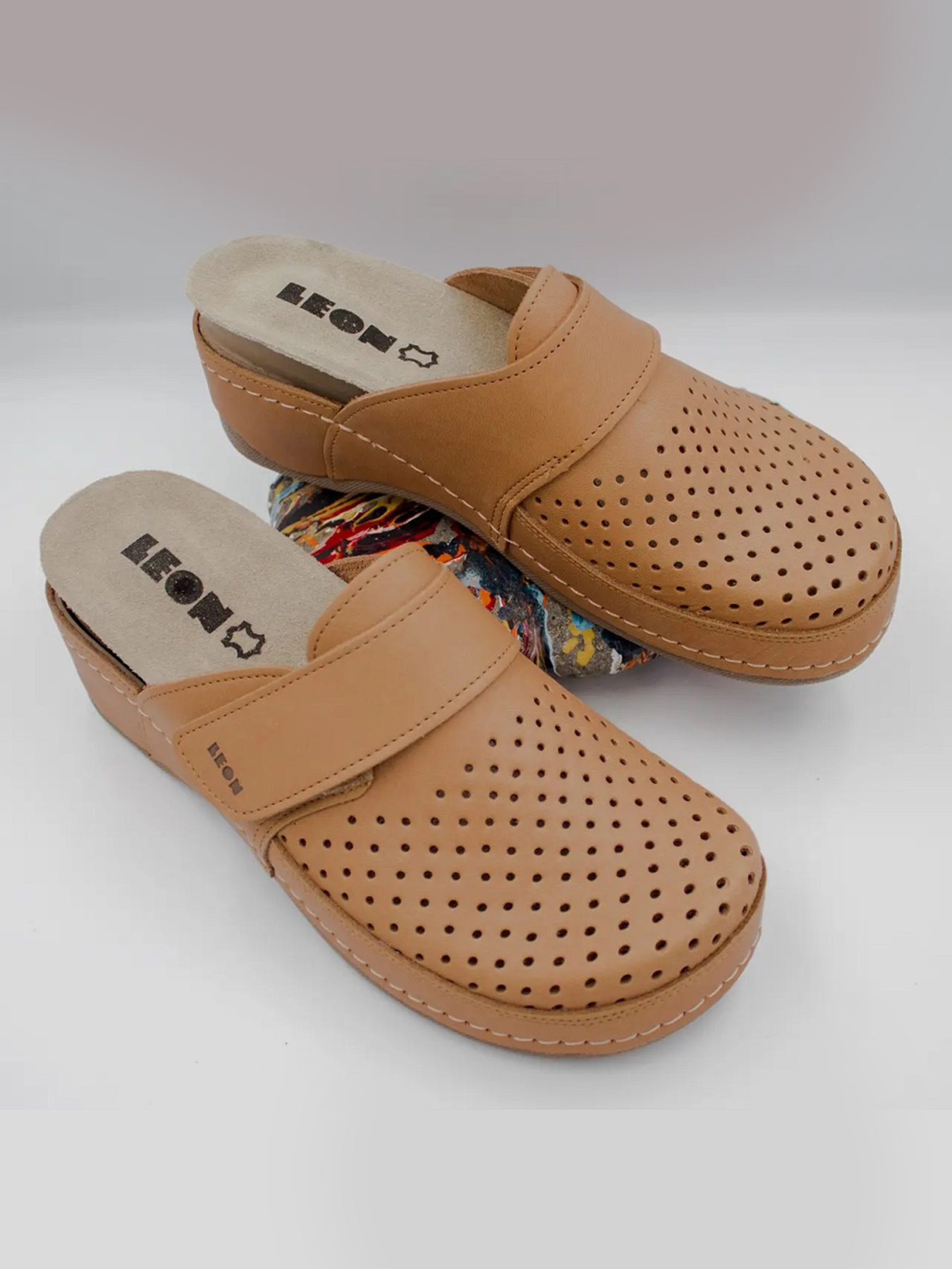 Сабо Leon модель 2022-Brown Фото