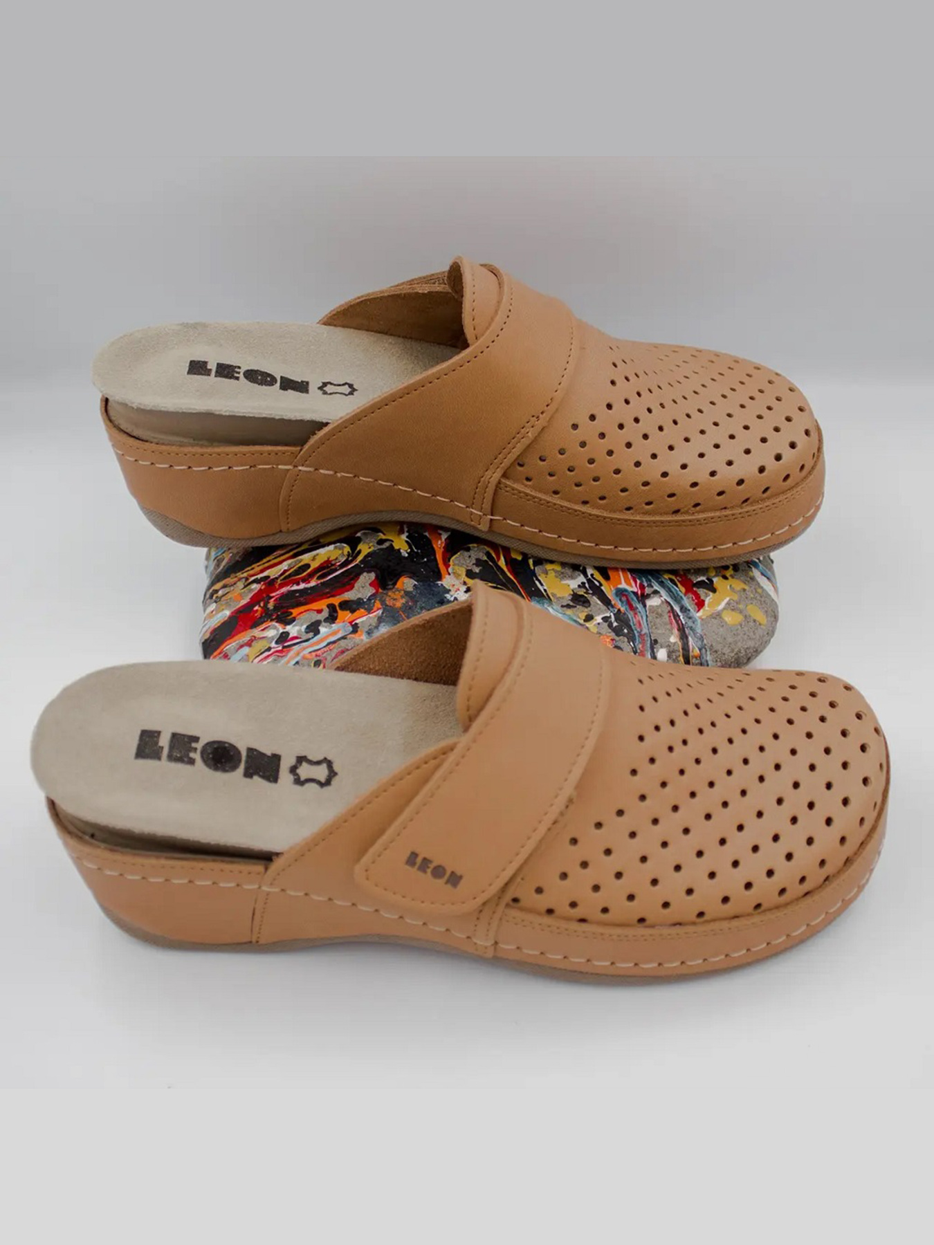 Сабо Leon модель 2022-Brown Фото