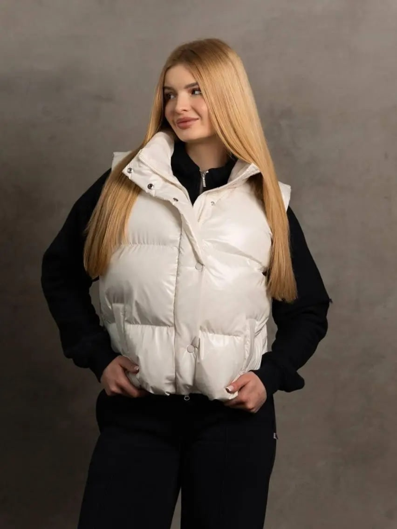 Женский молодежный жилет модель Star-T Фото