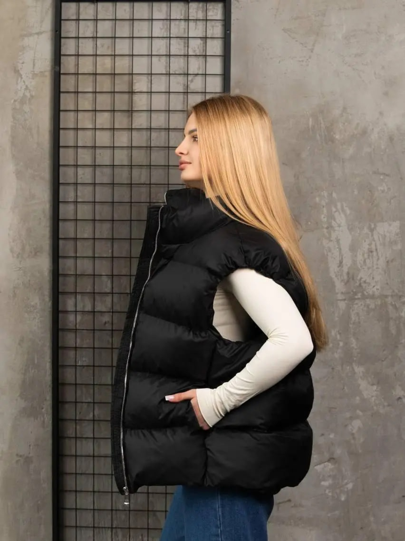 Женский молодежный жилет модель Sky-T Фото