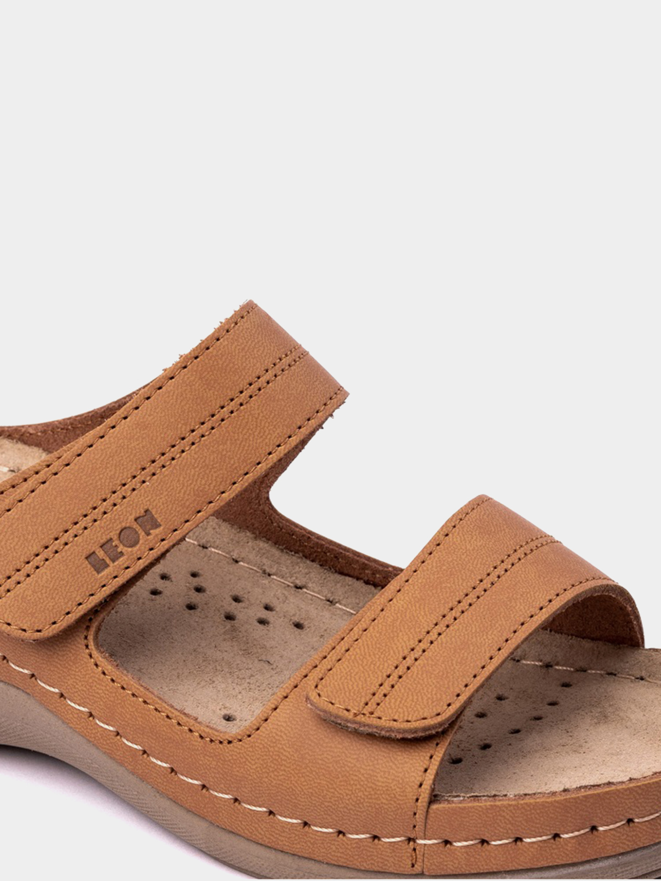 Шлепанцы женские Leon 907 коричневые модель 907-Brown Фото