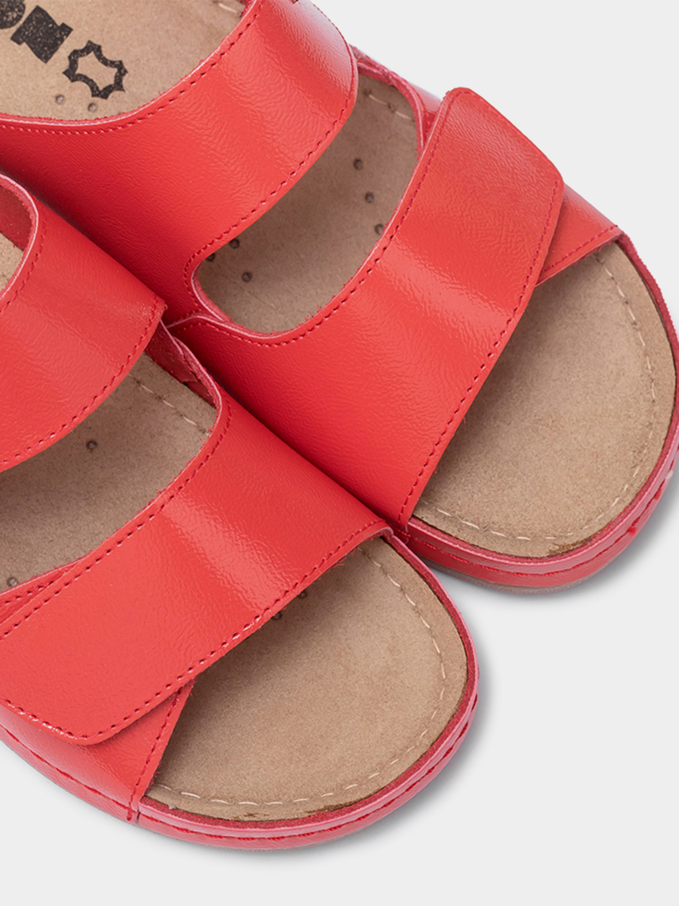 Шлепанцы Leon модель 931-Red Фото