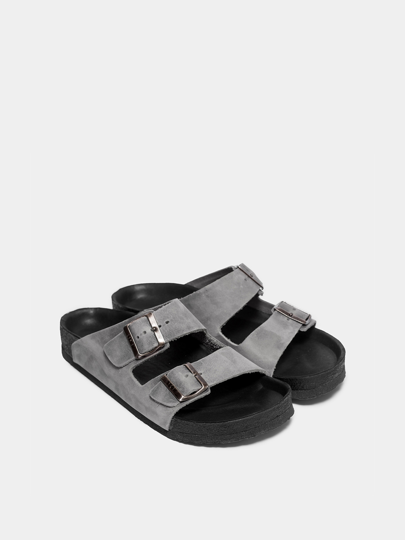 Шльопанці чоловічі Leon 4724 сірі модель 4724-Gray Фото