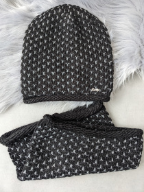 Зимова гармонія комфорту: в'язана Шапка з об’ємним баффом модель 950065-1 Фото