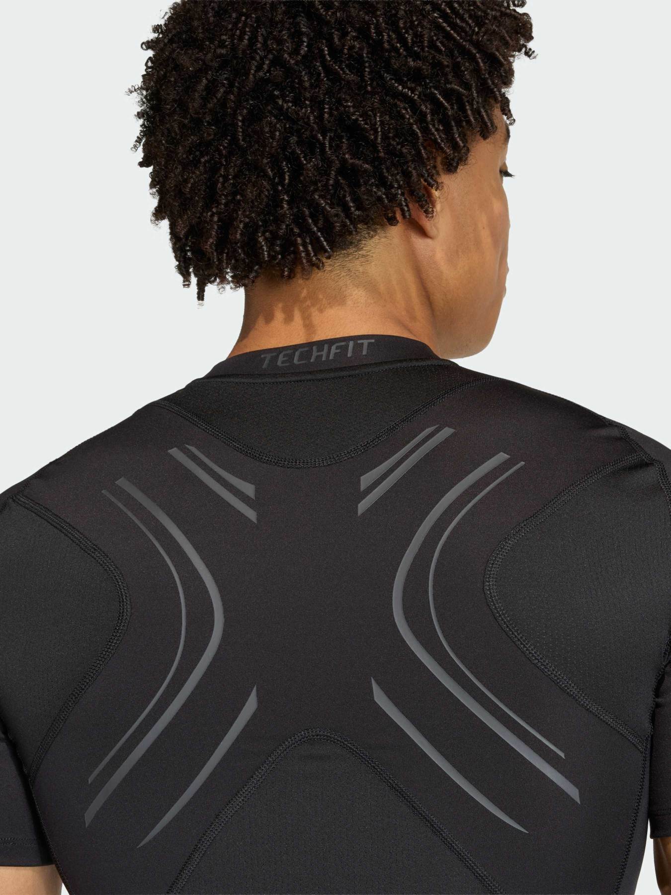 Спортивна футболка Adidas Clima модель KB3117 Фото