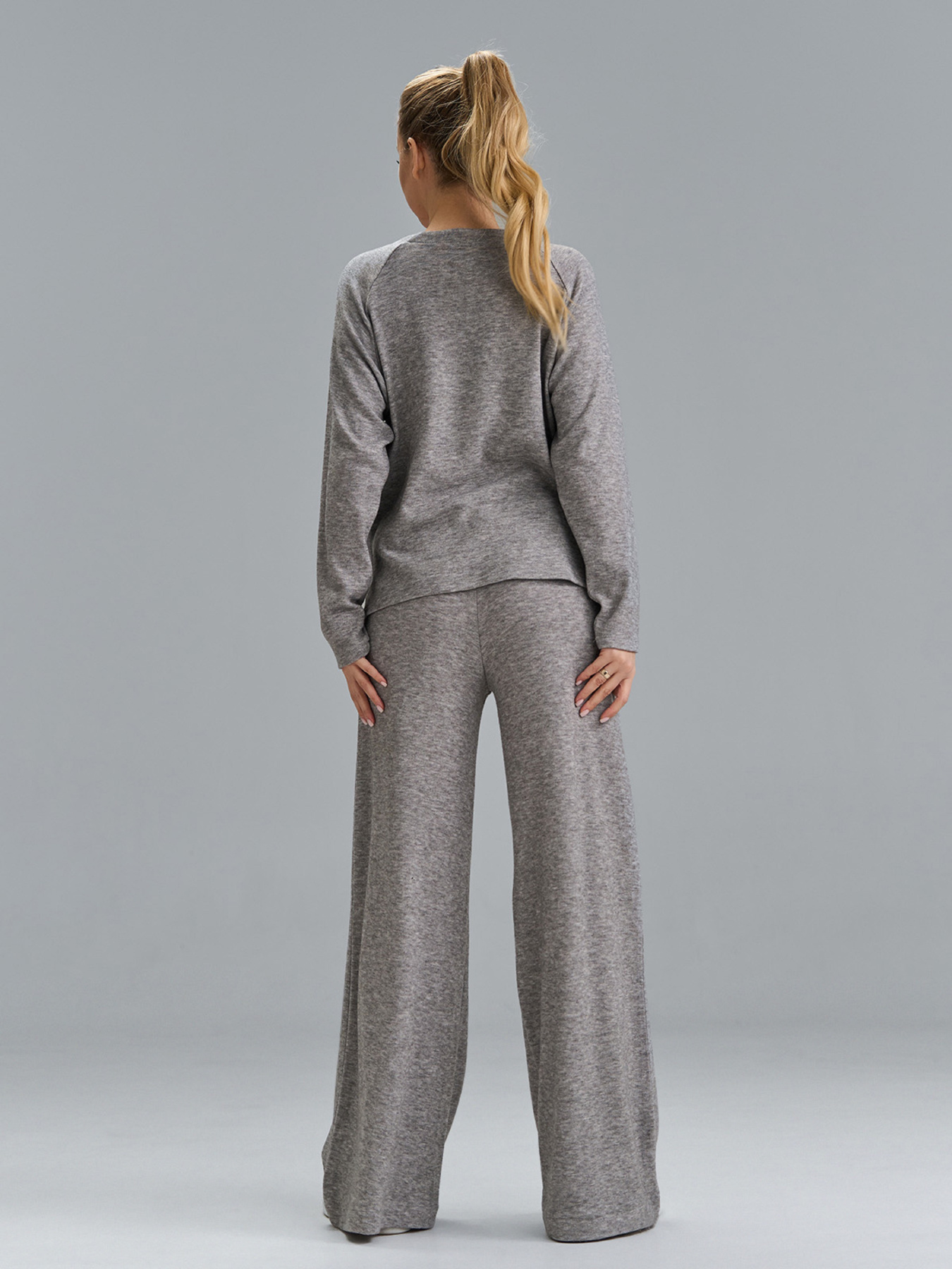 Костюмы модель 15530_серый Фото